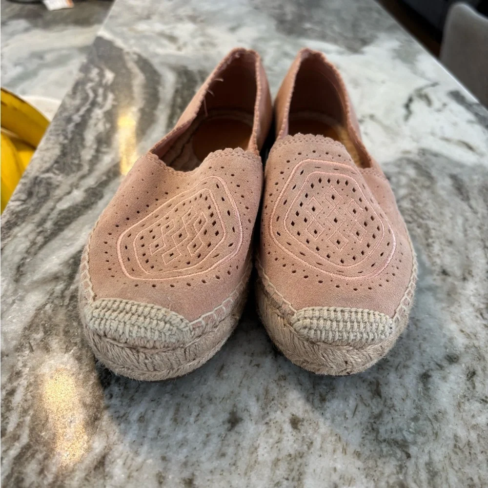 Ugg Hedi Perforated Flat Espadrille Peach color Size 8